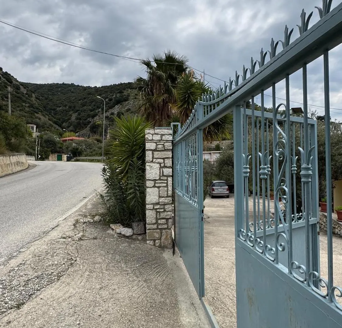 Guest house Antonia Rooms Qeparo Albania