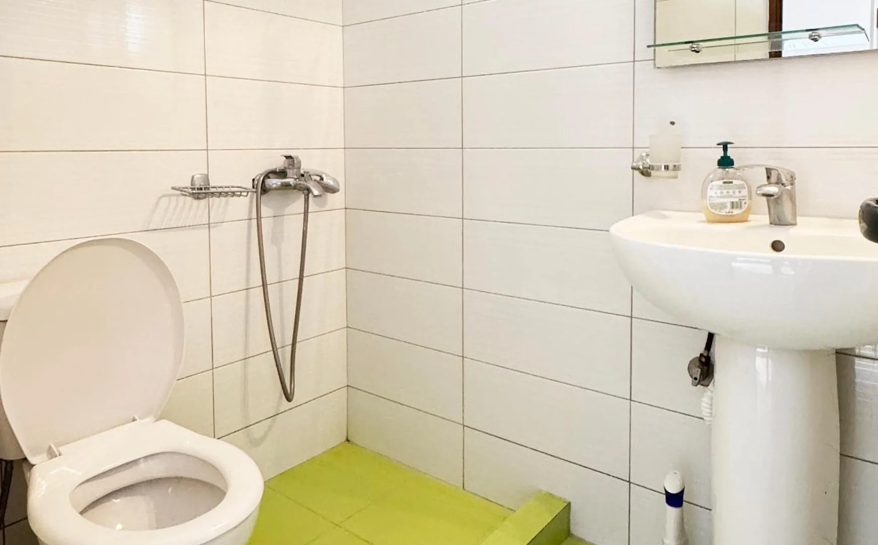 Antonia Rooms Qeparo 0*,  Albania